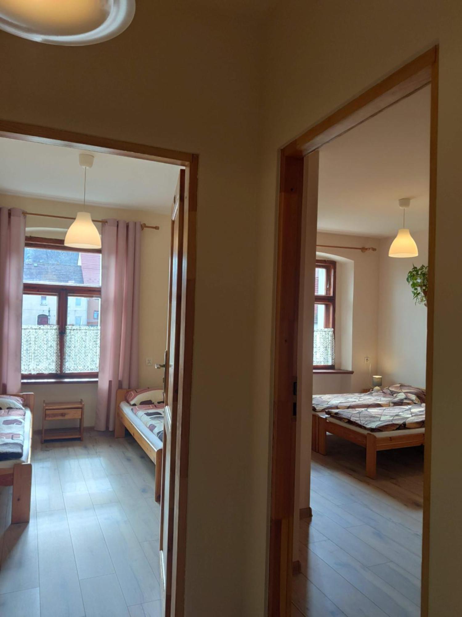Apartamenty I Pokoje Goscinne "Wacus" Srebrna Góra Extérieur photo