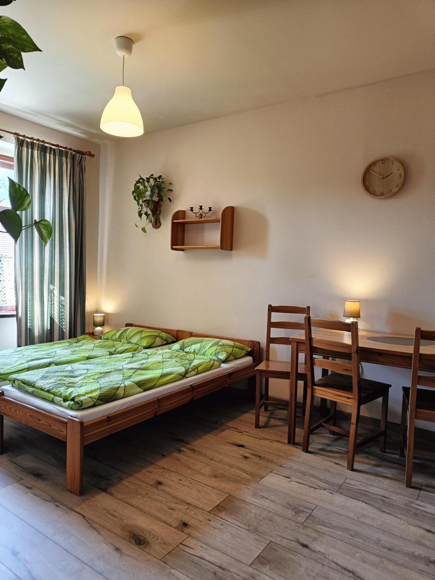 Apartamenty I Pokoje Goscinne "Wacus" Srebrna Góra Extérieur photo