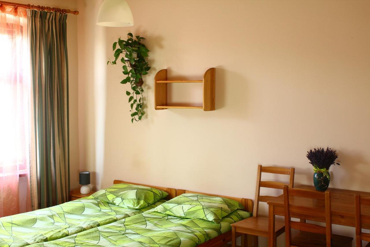 Apartamenty I Pokoje Goscinne "Wacus" Srebrna Góra Extérieur photo